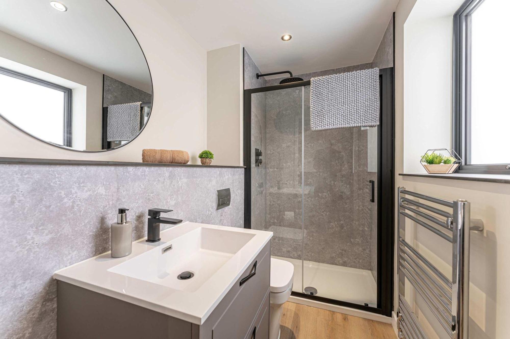 Stylish 2 Bedroom Apartments In Derby Bagian luar foto