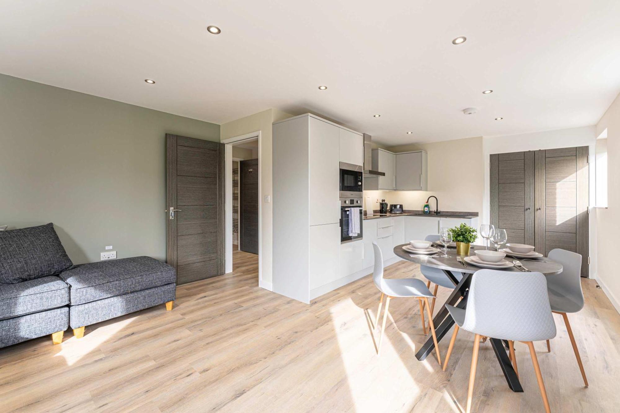 Stylish 2 Bedroom Apartments In Derby Bagian luar foto