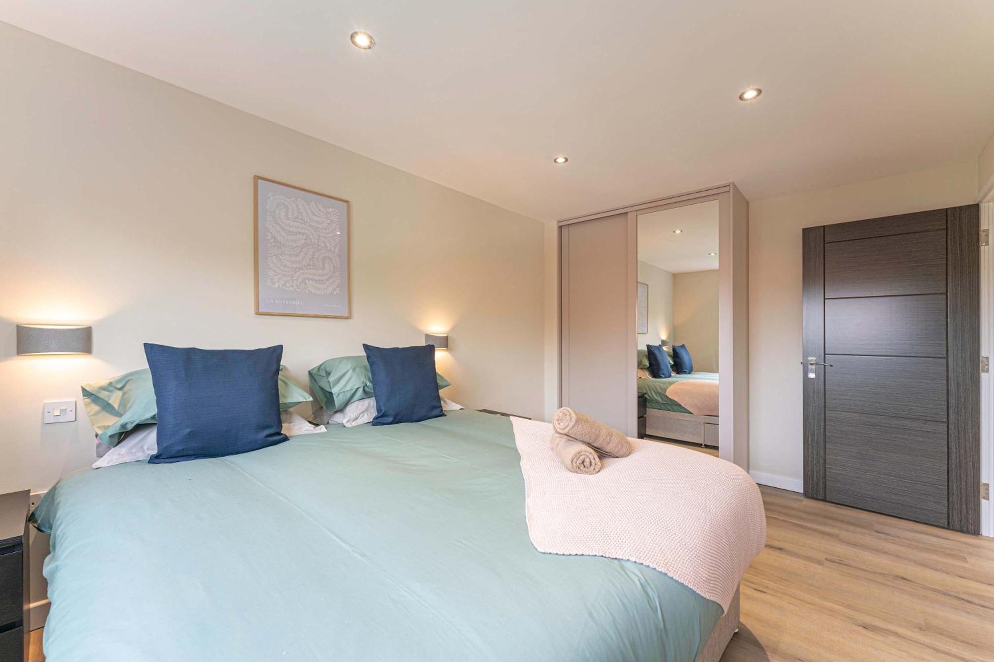 Stylish 2 Bedroom Apartments In Derby Bagian luar foto