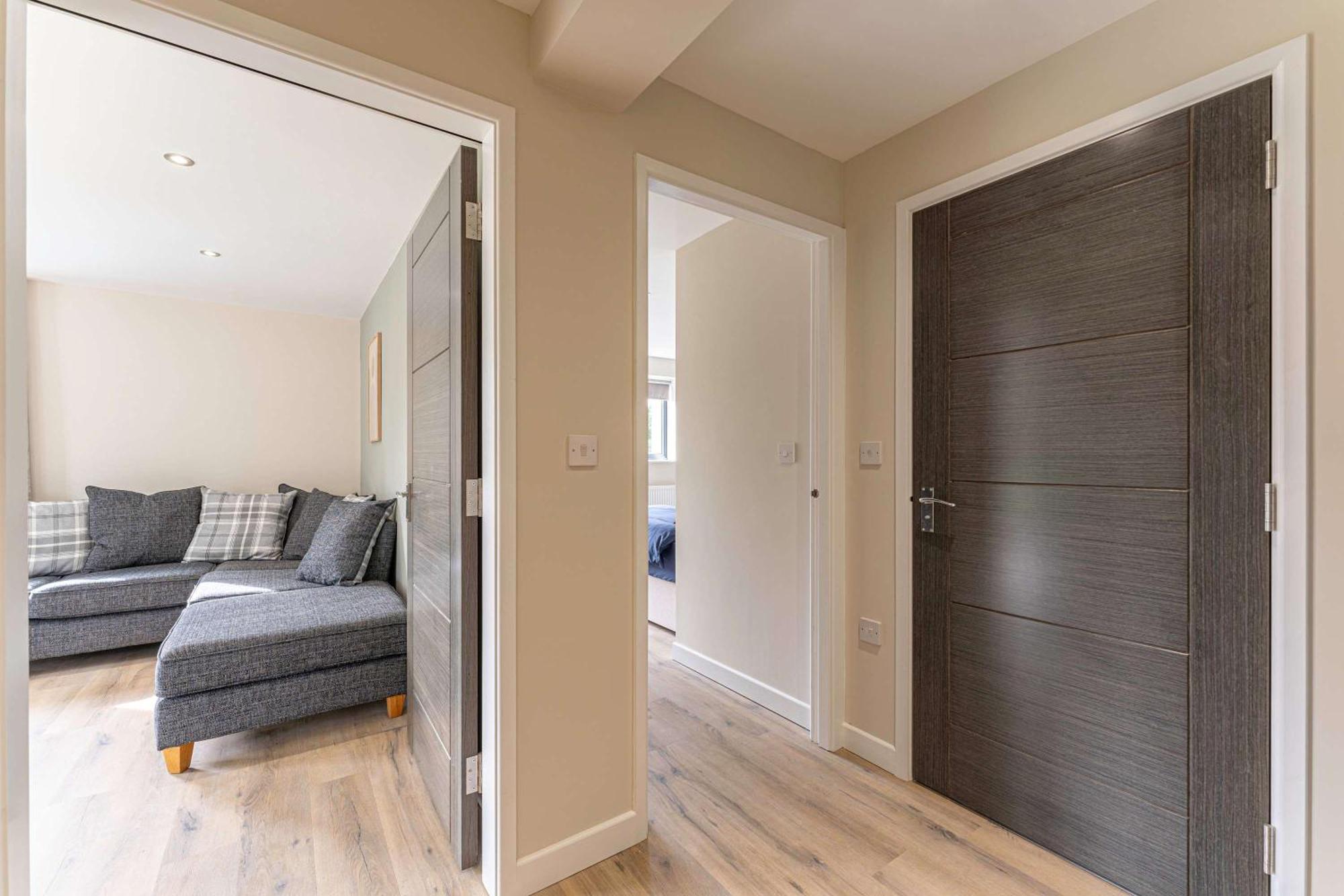 Stylish 2 Bedroom Apartments In Derby Bagian luar foto
