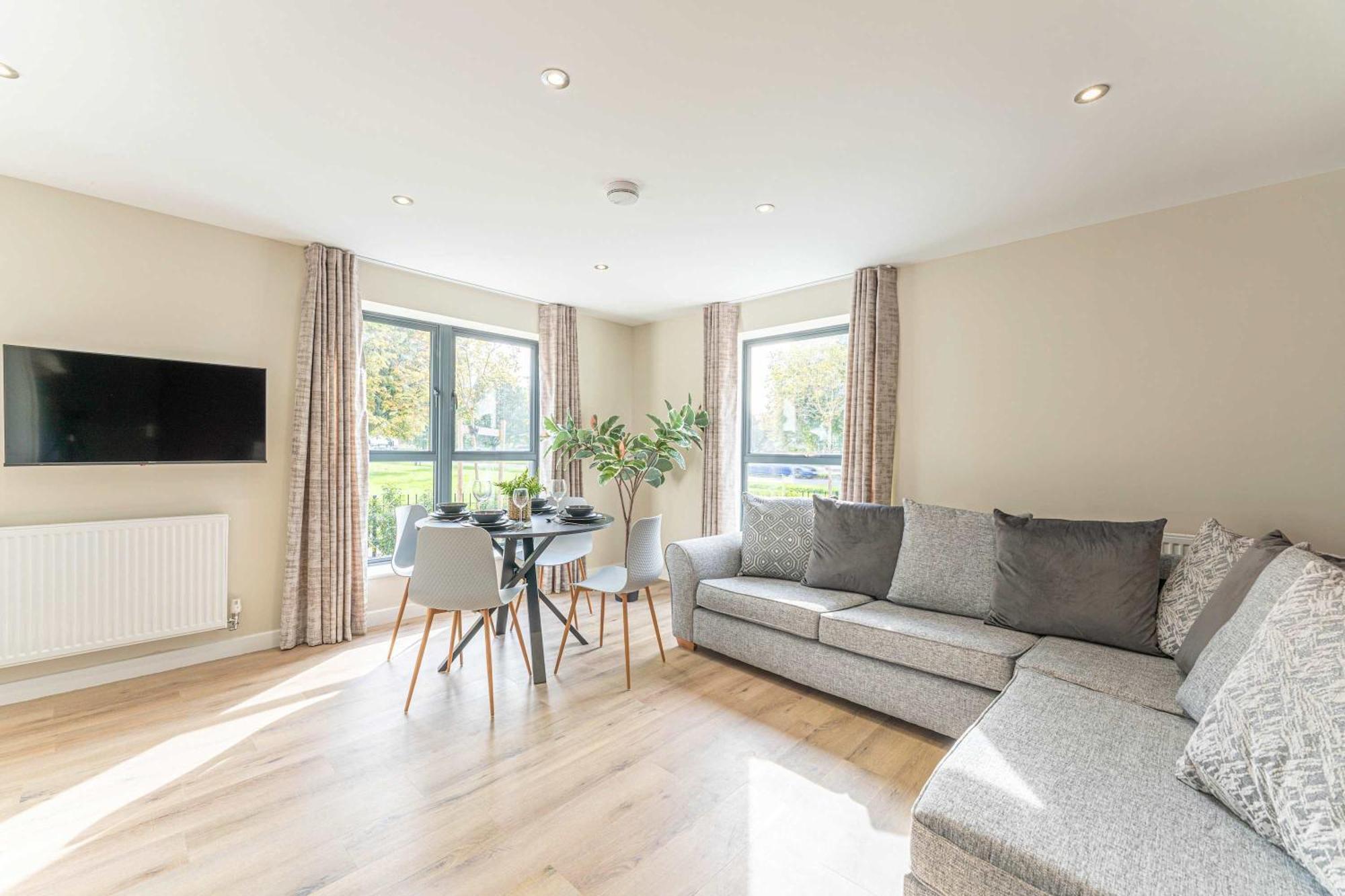 Stylish 2 Bedroom Apartments In Derby Bagian luar foto